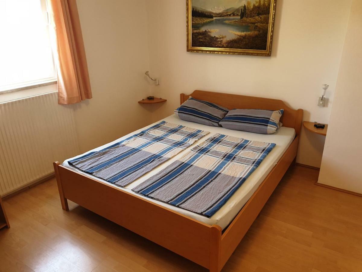 Apartmenthaus Fa Rovinj Exterior photo