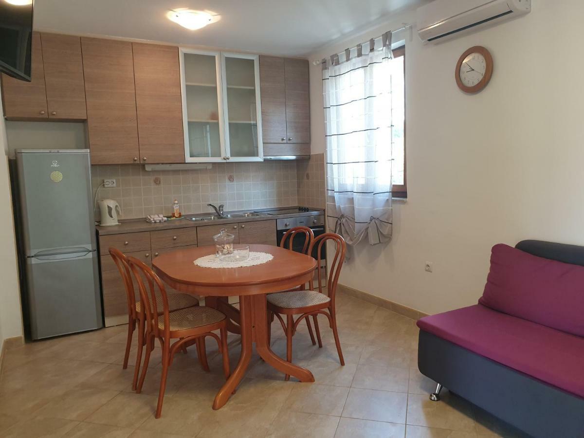 Apartmenthaus Fa Rovinj Exterior photo